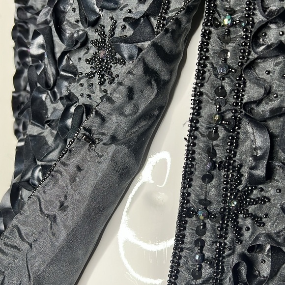 Pinky’s Creations Sz 6-8 Black Ribbon and Beads 27” Jacket - Picture 6 of 6